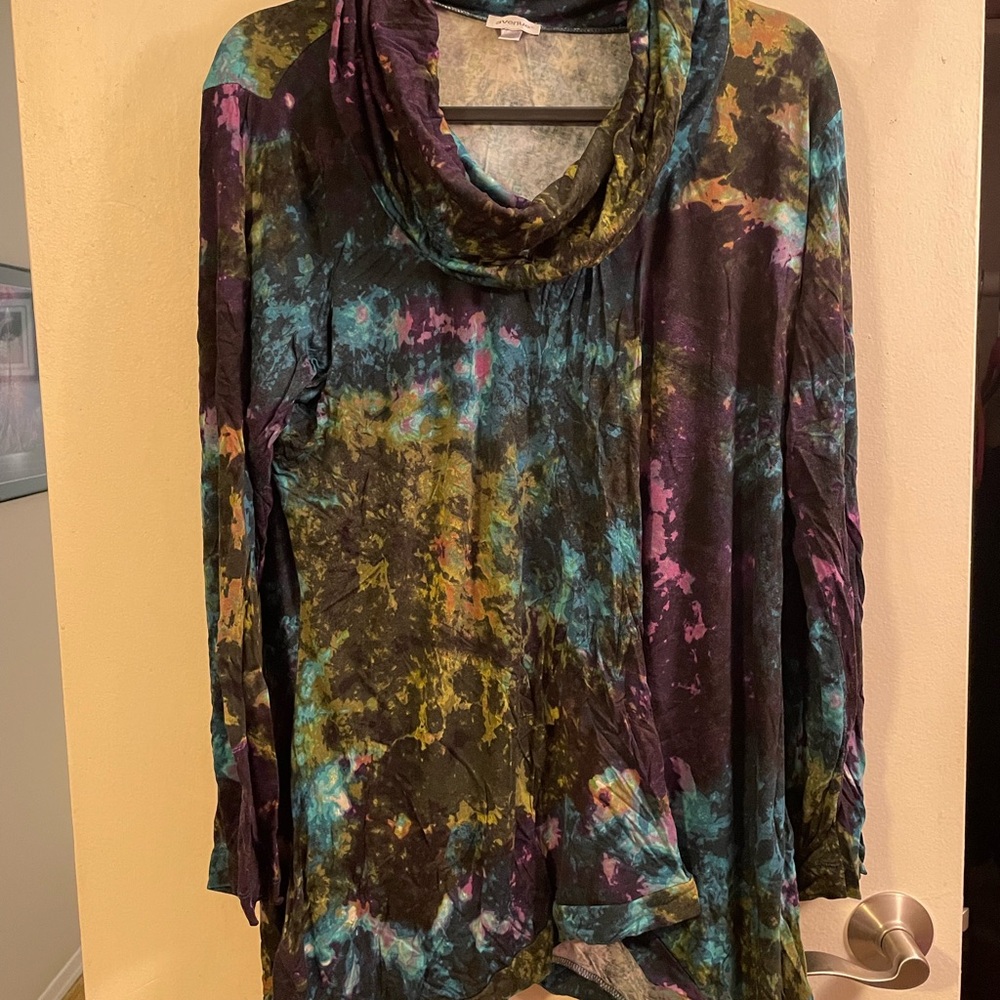Avenue top, size 18/20